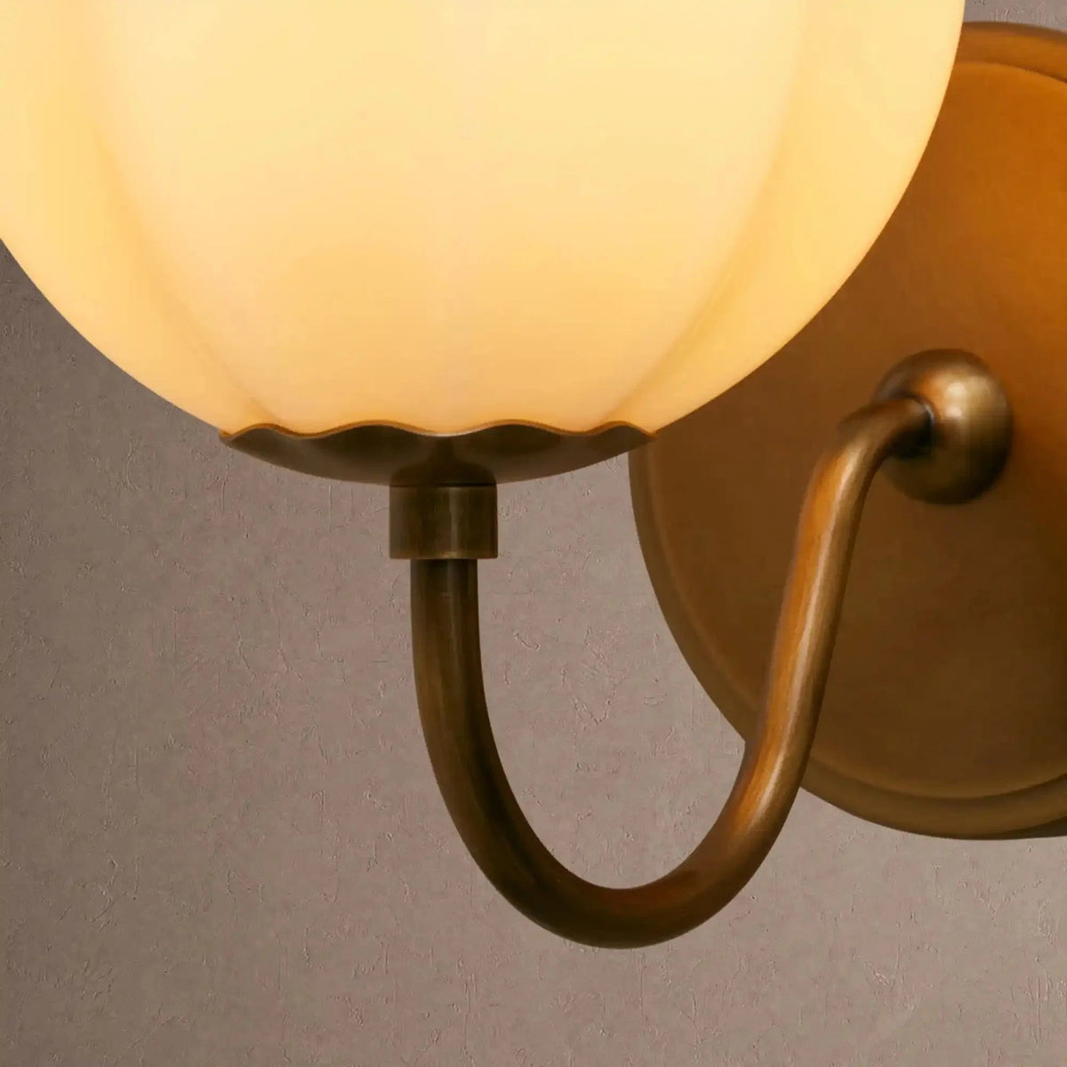 Agnes Gooseneck Sconce - Zelno Lighting