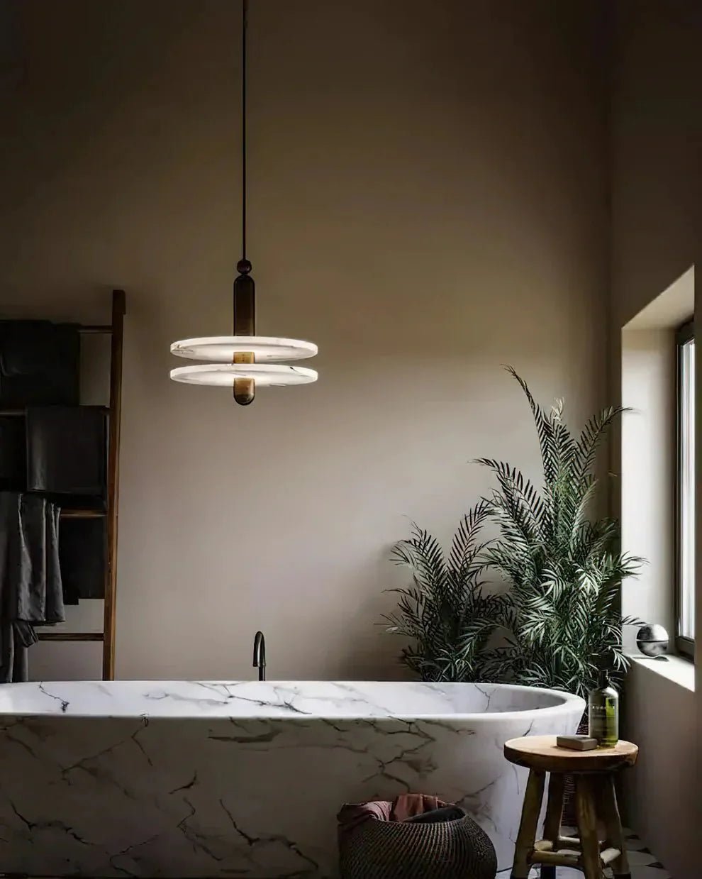 Alabaster Comet Pendant Lamp - Zelno Lighting