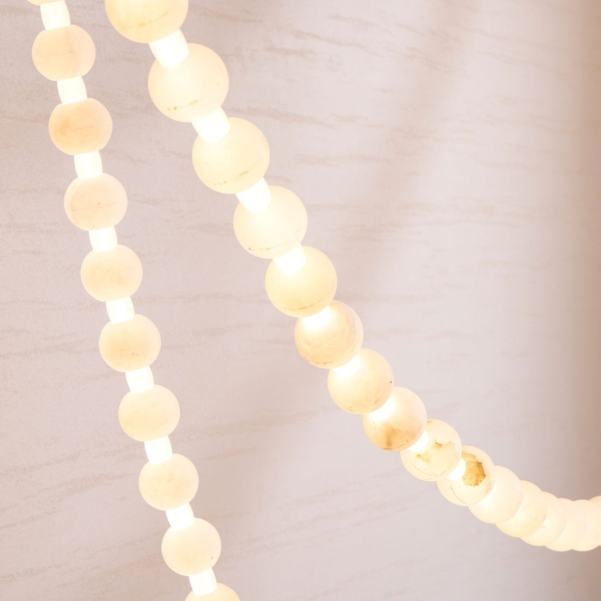 Alabaster Pearl Necklace Chandelier - Zelno Lighting