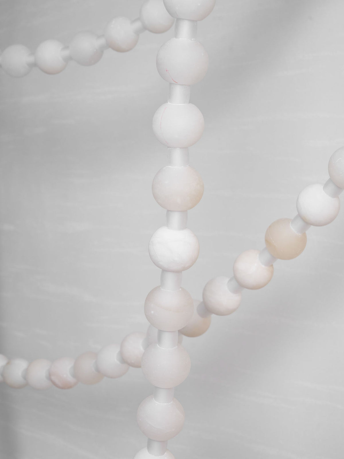 Alabaster Pearl Necklace Chandelier - Zelno Lighting