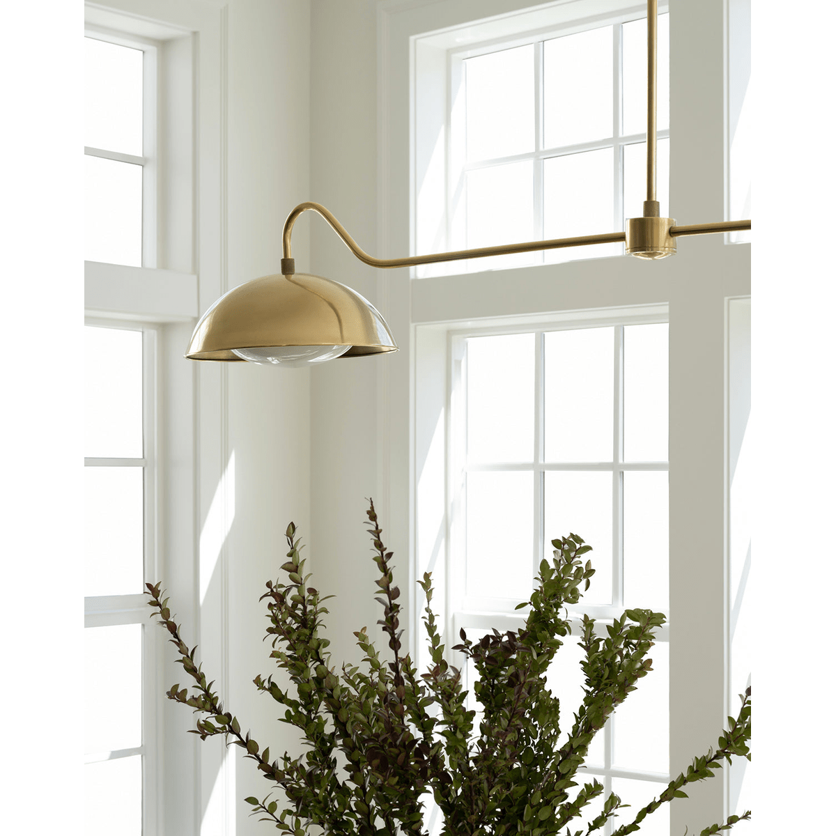 Aldorno Linear Chandelier - Zelno