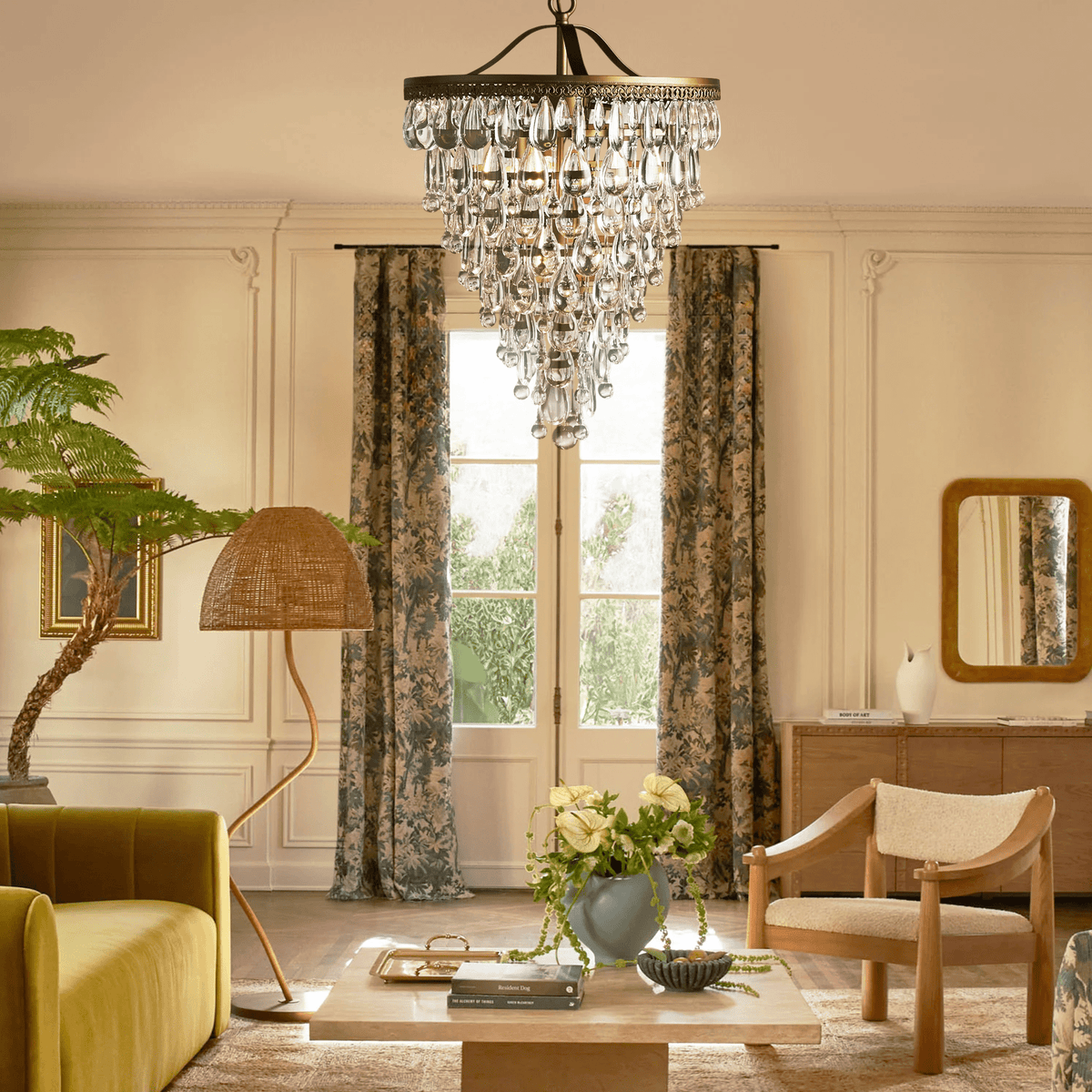 Anabella Round Chandelier 17''23''H - Zelno