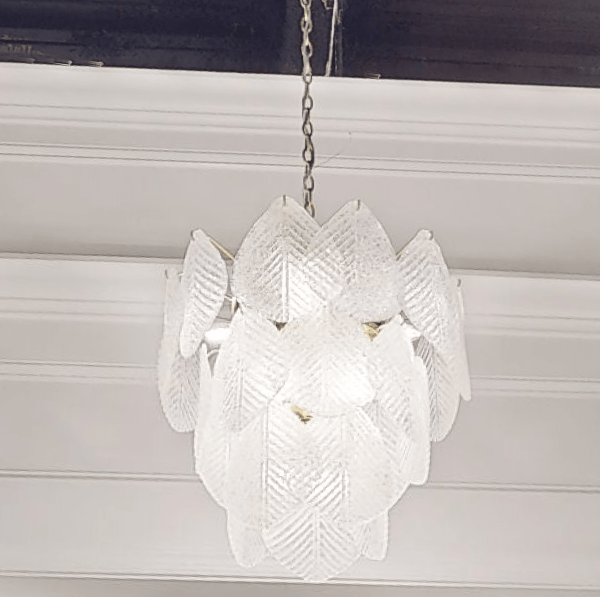 Antique Gold Frosted Glass Nine-Light Chandelier with Cascading Petal Design - Zelno Lighting