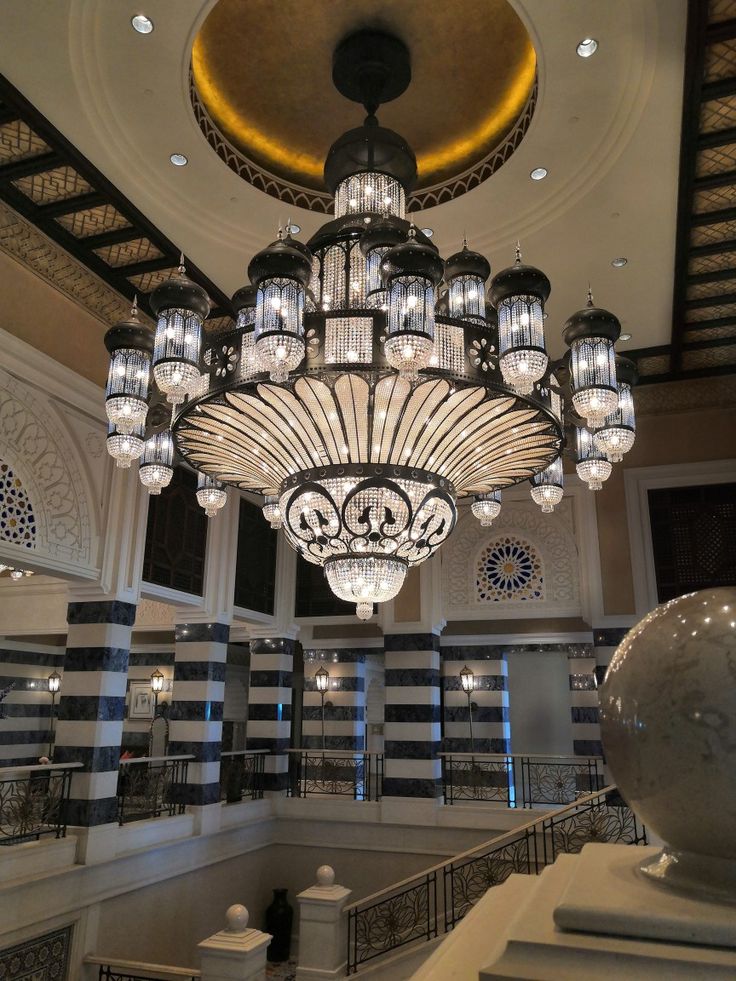 Arabian Nights Ornate Elegance Chandelier for High-ceiling - Zelno Lighting
