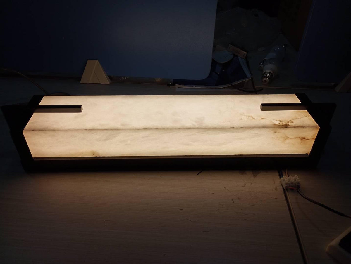 Beckett Alabaster Wall Sconce - Zelno Lighting