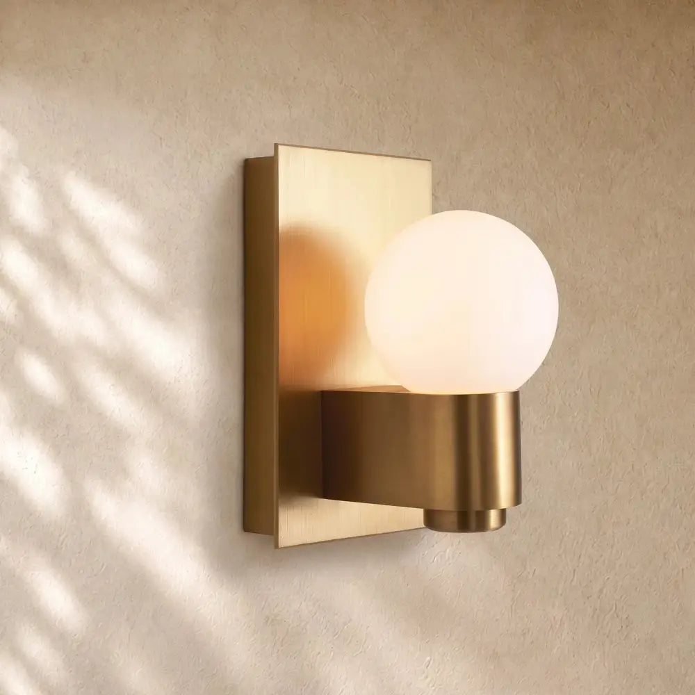 Casenin Wall Sconce - Zelno