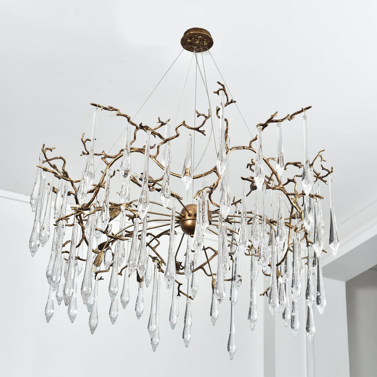 Dawn Teardrop Branch Brass Round Chandelier - Zelno Lighting