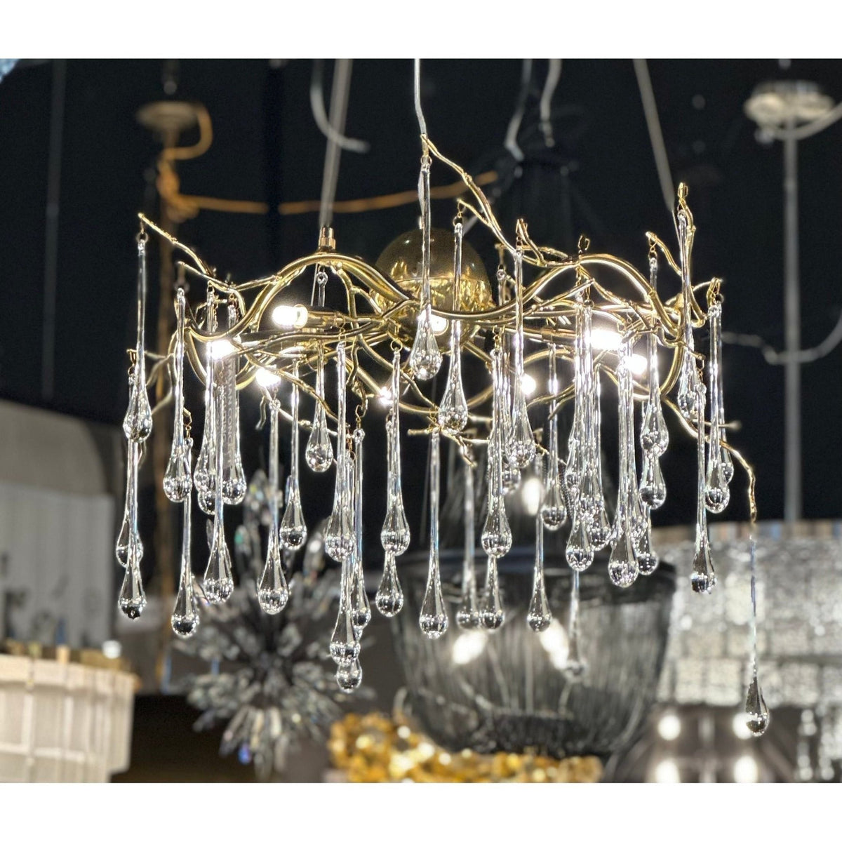 Dawn Teardrop Branch Brass Round Chandelier - Zelno Lighting