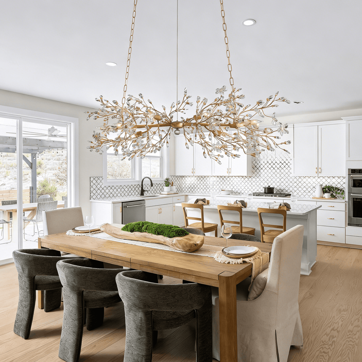 Fiore Linear Chandelier - Zelno Lighting