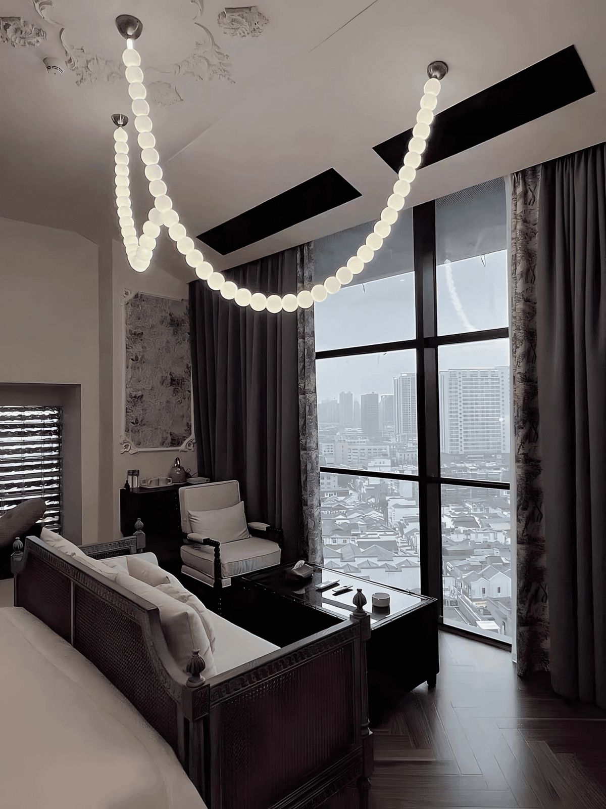 Halti Necklace Acrylic Chandelier - Zelno Lighting