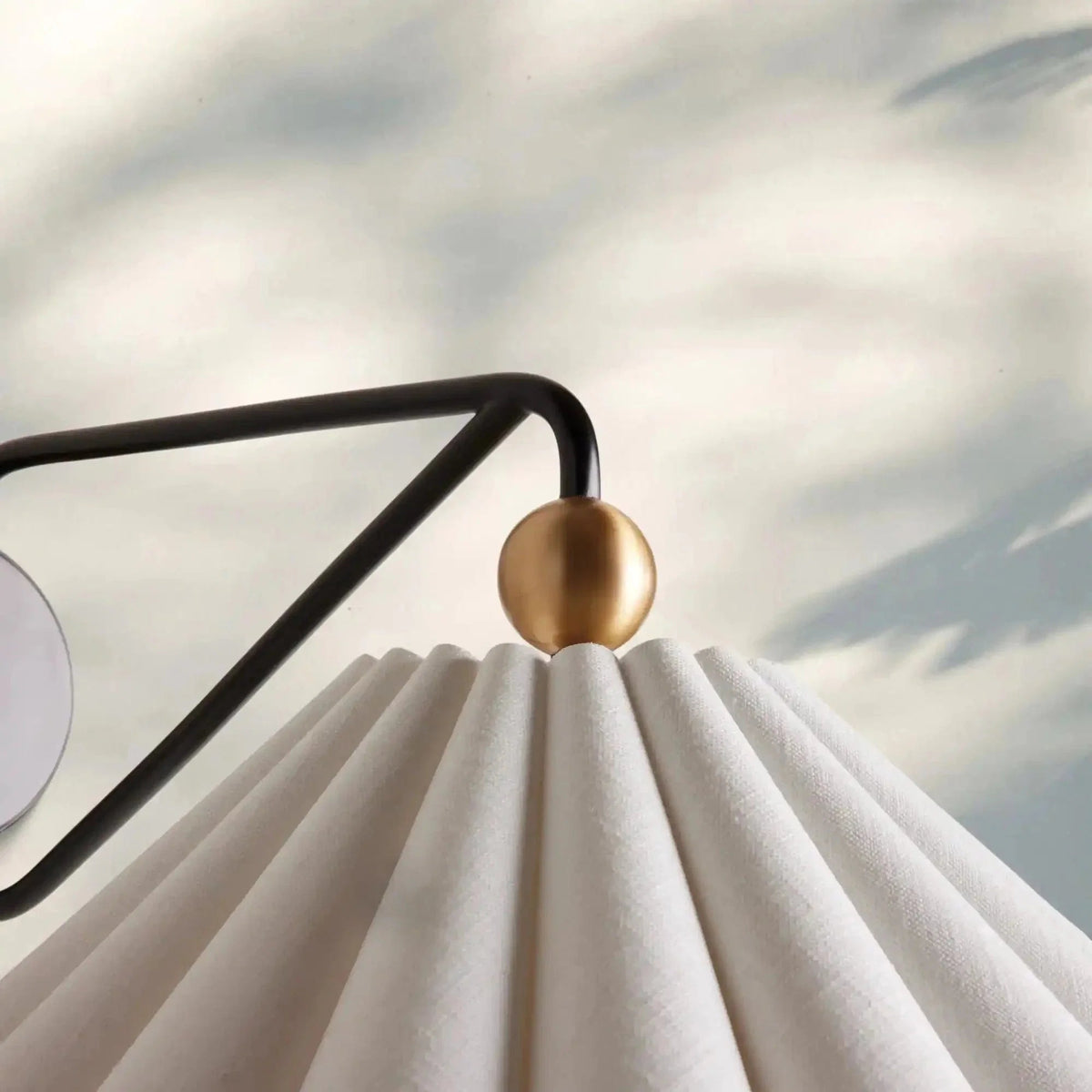 Haylen Wall Sconce - Zelno Lighting