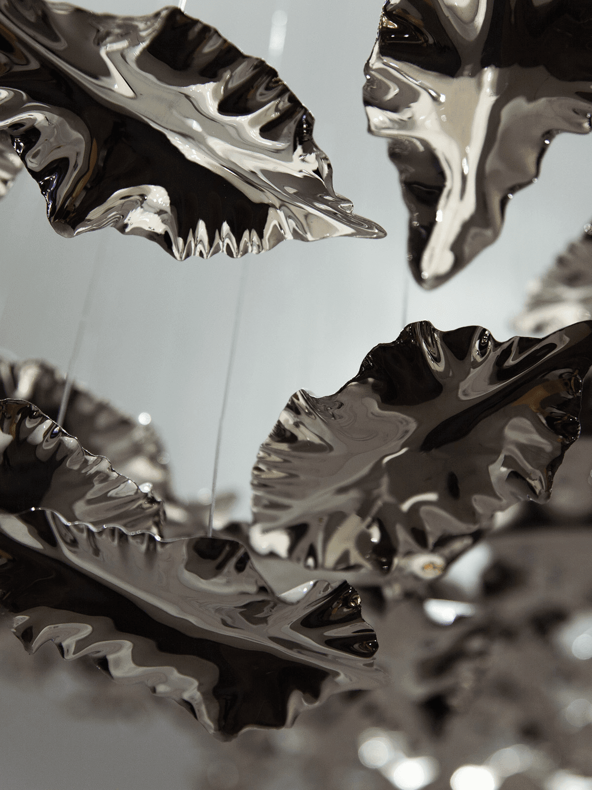 Leaf Twisted Sculptural Customize Chandelier - Zelno Lighting