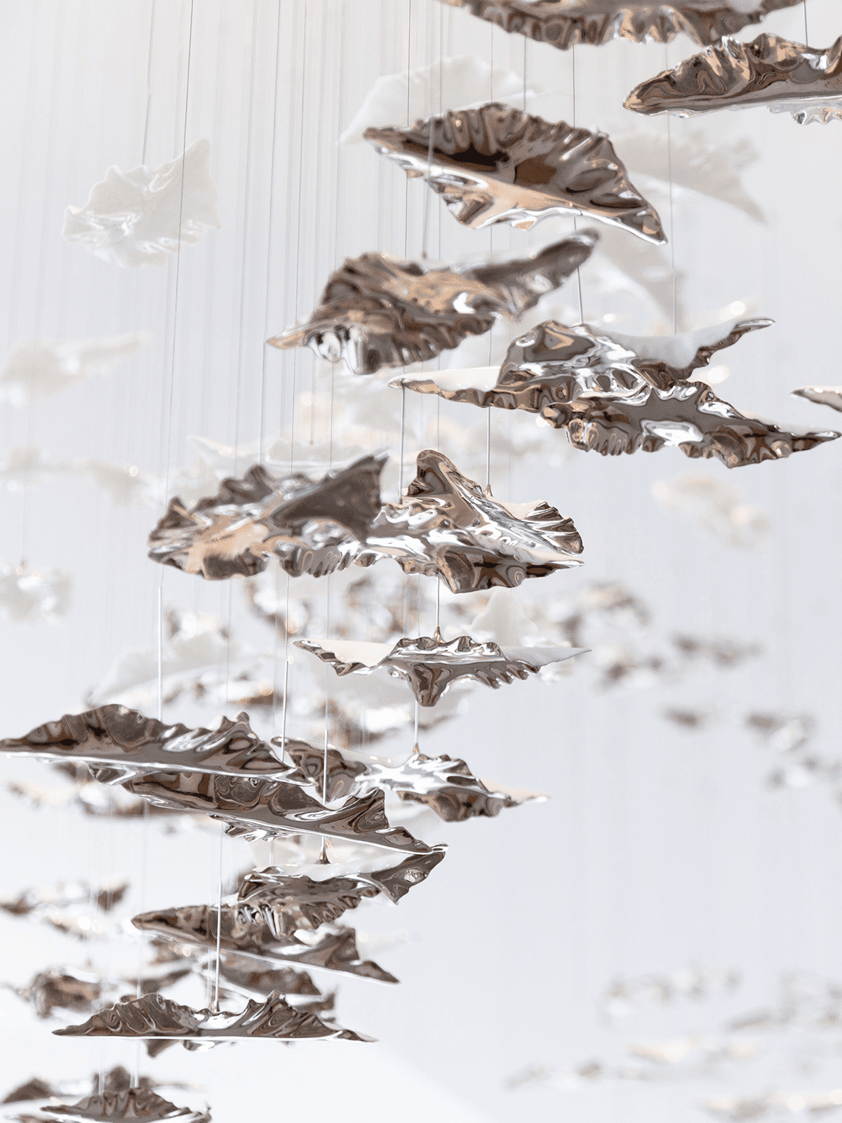 Leaf Twisted Sculptural Customize Chandelier - Zelno Lighting