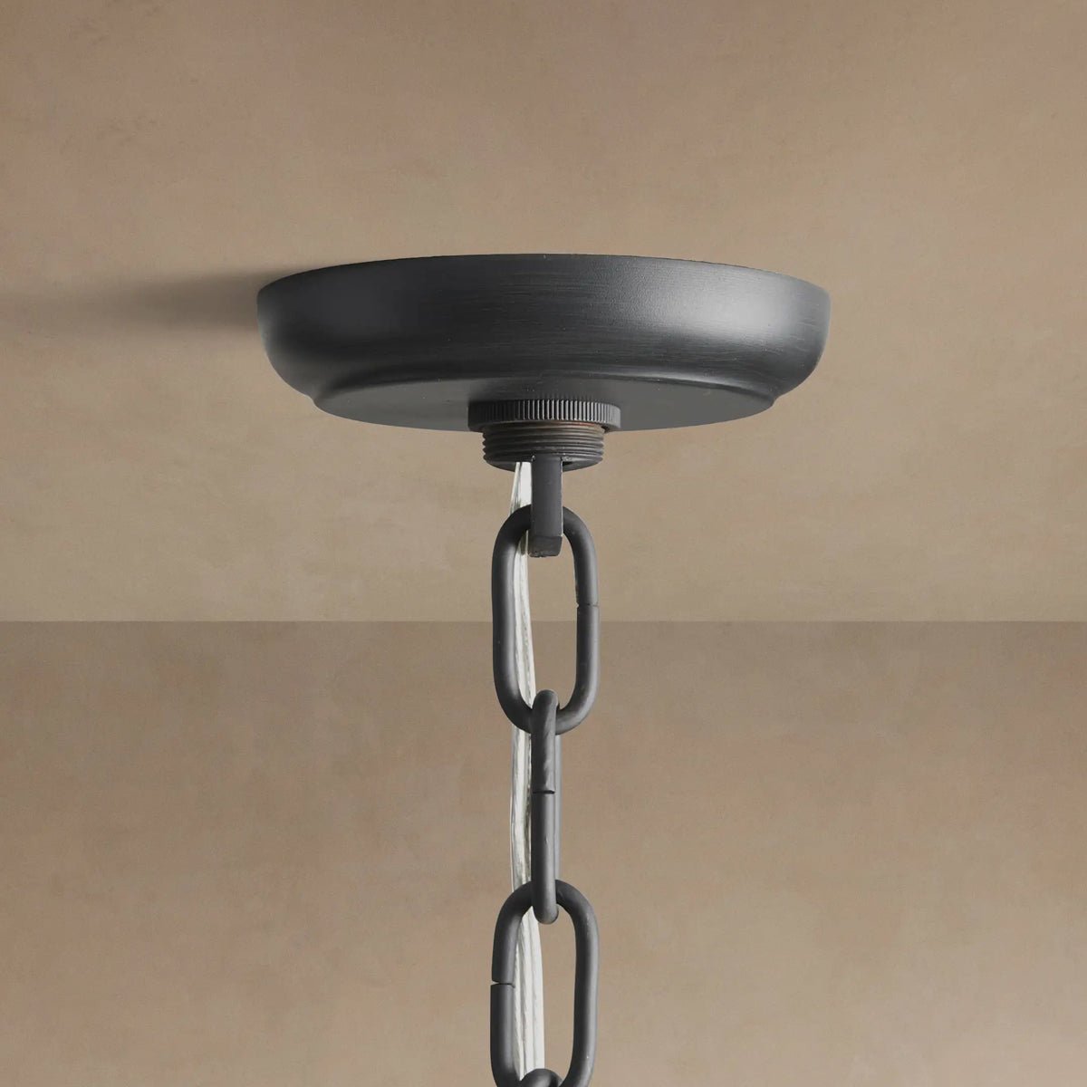 Leyland Chandelier - Zelno