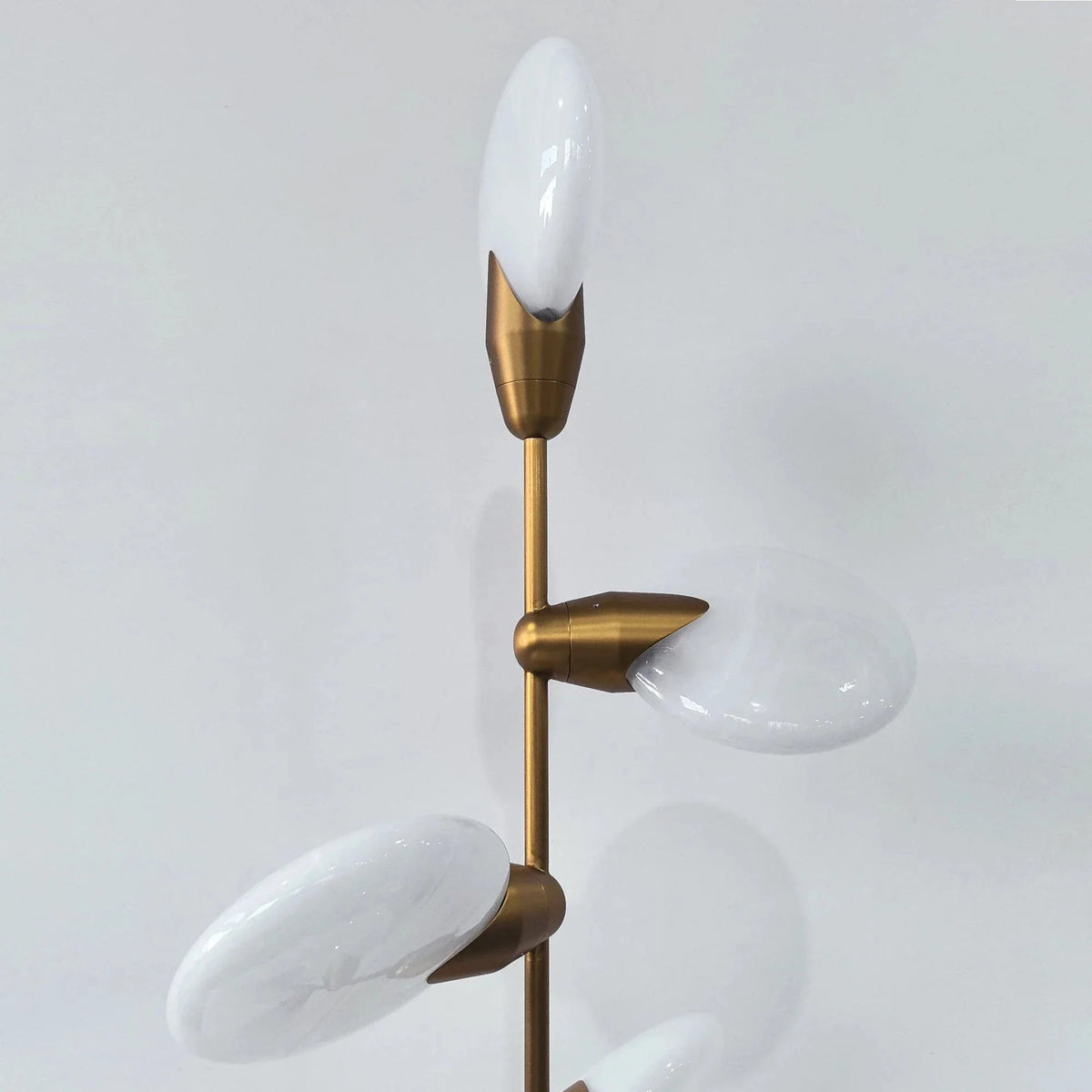 Lyla Floor Lamp - Zelno
