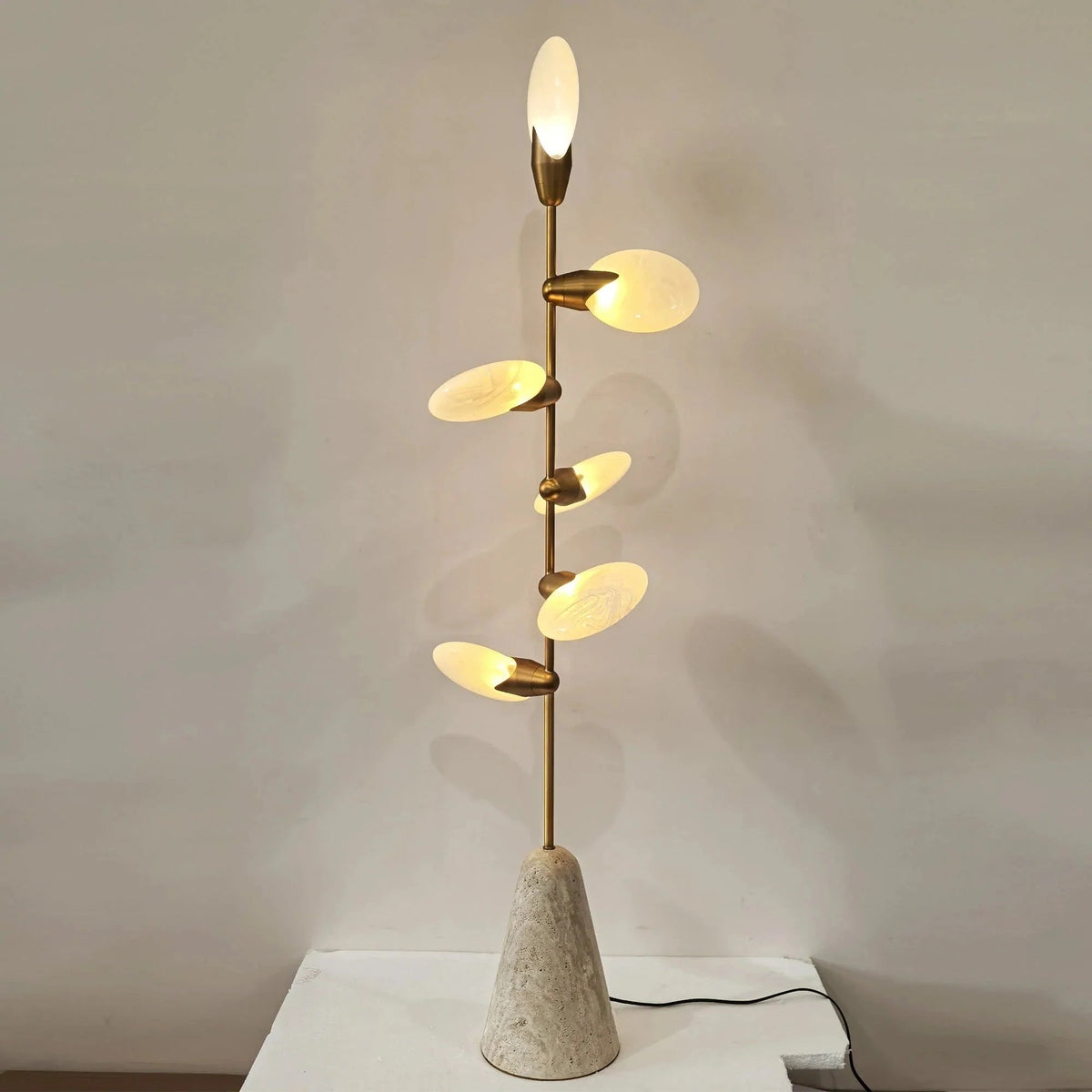 Lyla Floor Lamp - Zelno