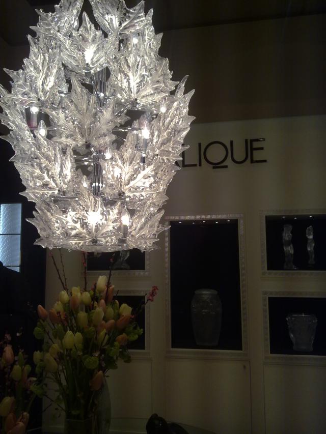 Modern Creative Clear Crystal Maple Leaf Chandelier for Living Room/Bedroom - Zelno Lighting