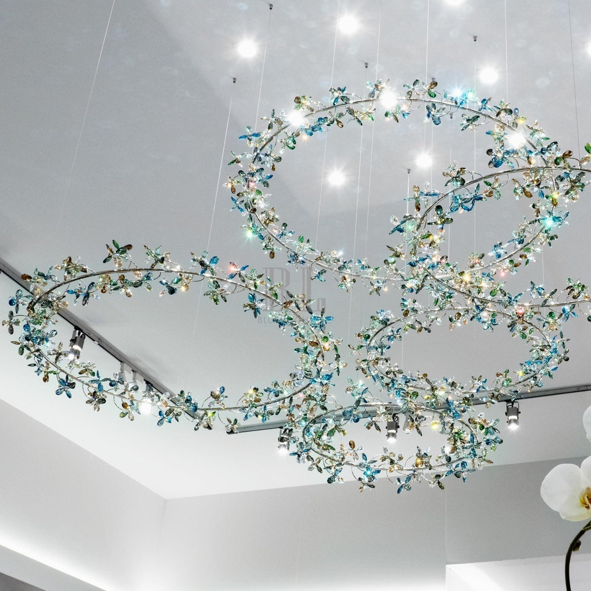 Modern Design Crystal Chandelier with Floral Crown Shape - Zelno Lighting