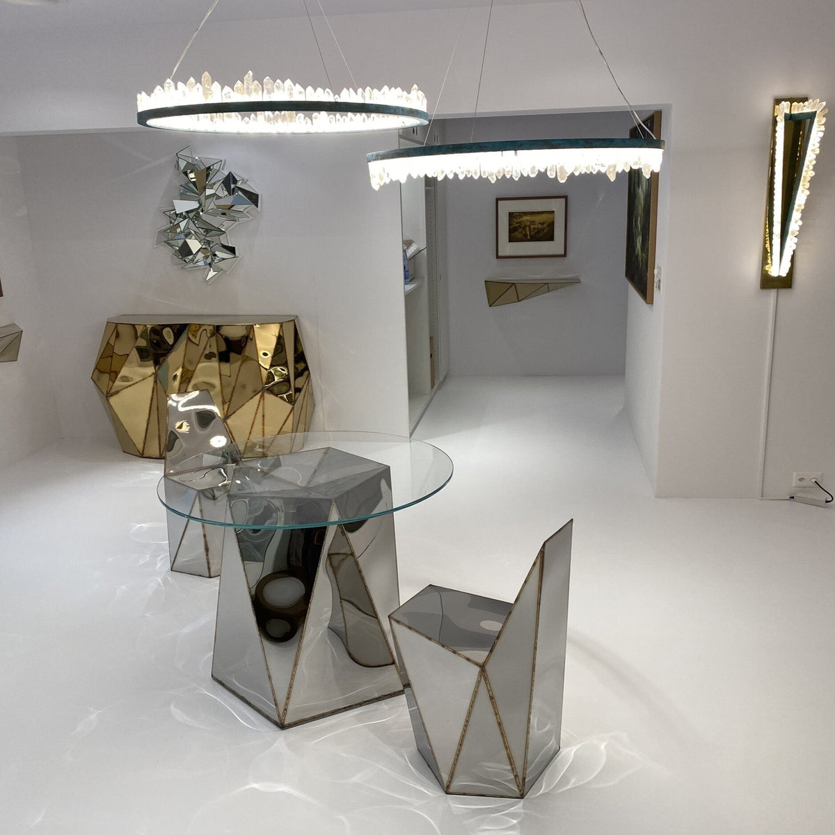 Modern Style Rings Brass & Natural Quartz Crystal Chandelier in Brass/Black Finish - Zelno Lighting