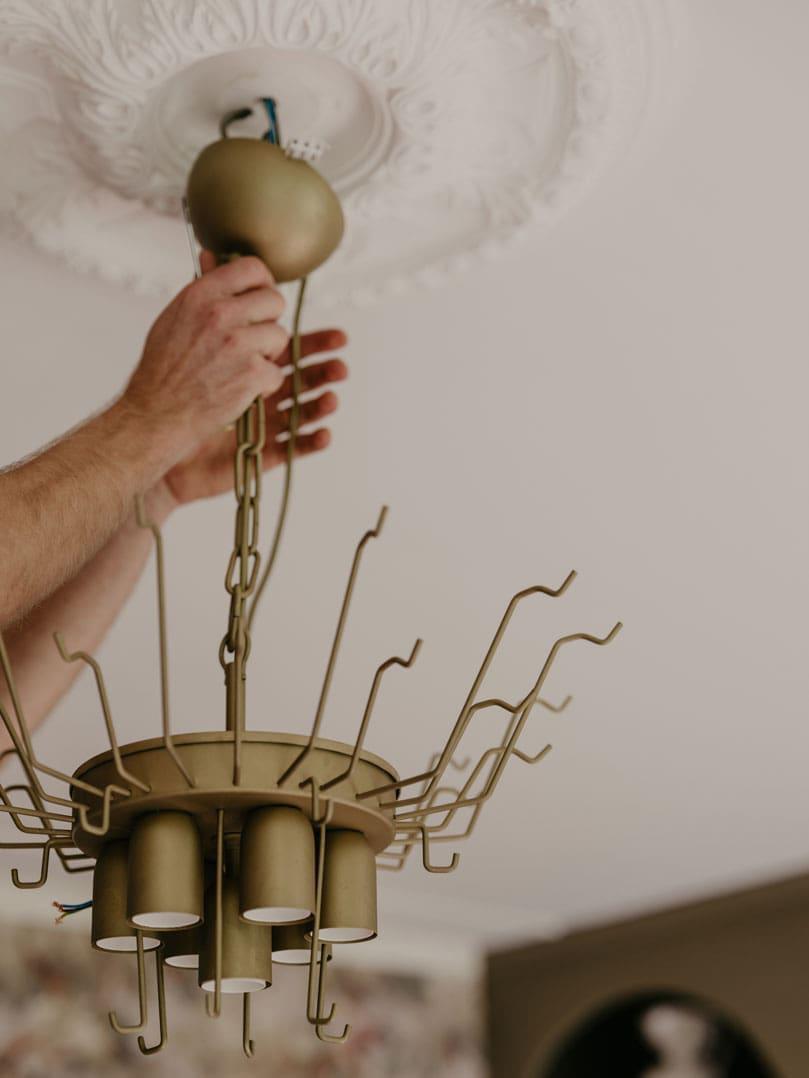 Murano Chandelier – 36 tubes – Alabaster white - Zelno Lighting