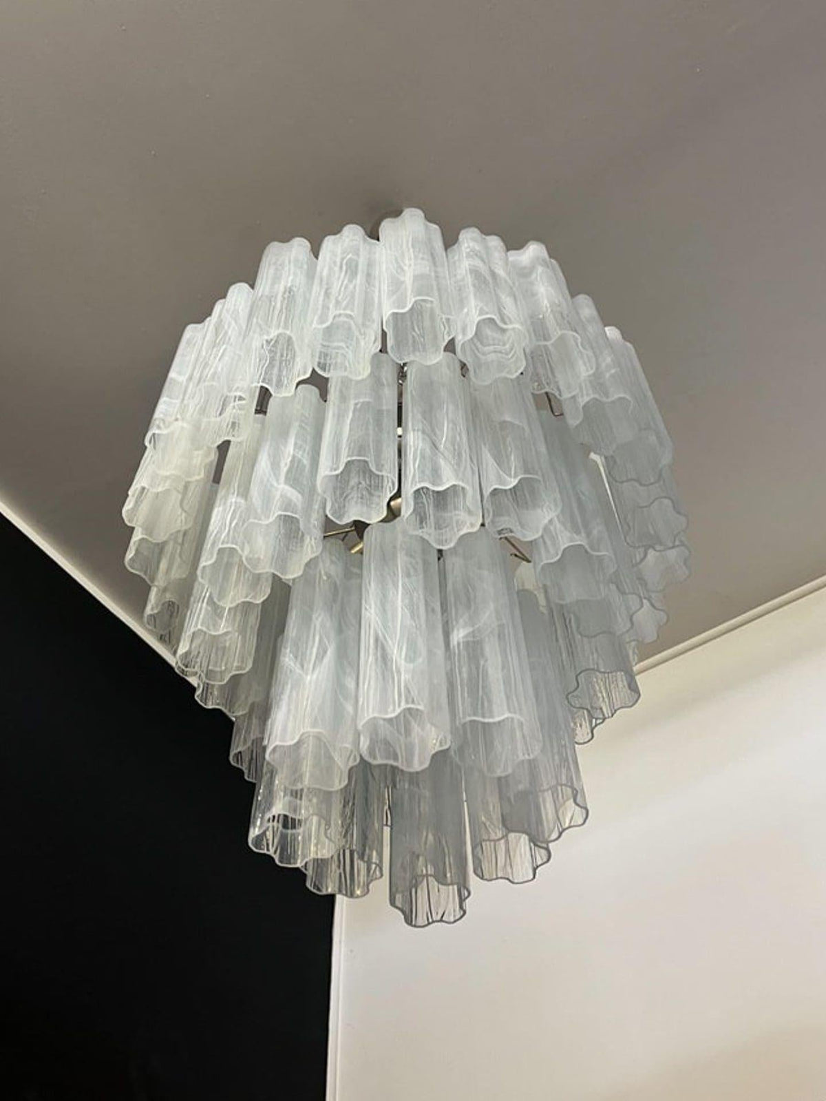 Murano Chandelier – 48 tubes – Alabaster White - Zelno Lighting