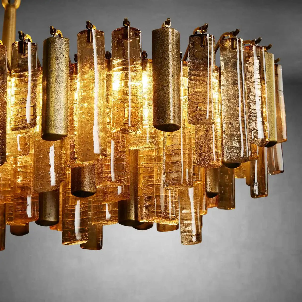 Neve Linear Chandelier - Zelno