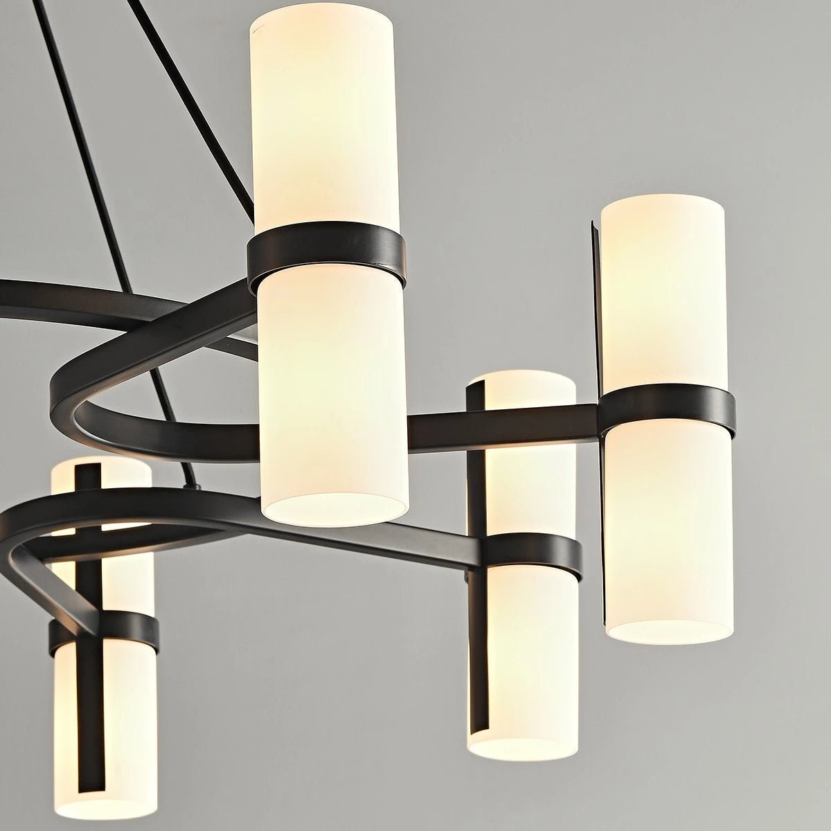 Nordic Creative Multi-Headed Round Chandelier - Zelno