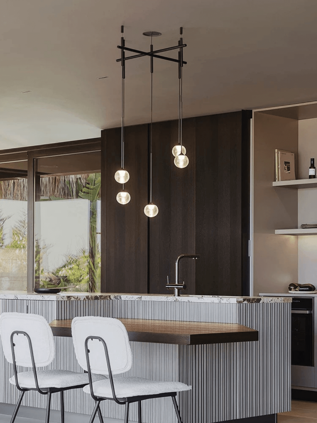 Nordic Minimalist Clear Ribbed Glass Globe Pendant Light - Zelno Lighting