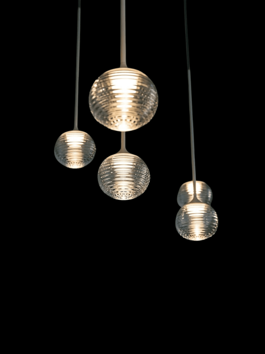Nordic Minimalist Clear Ribbed Glass Globe Pendant Light - Zelno Lighting