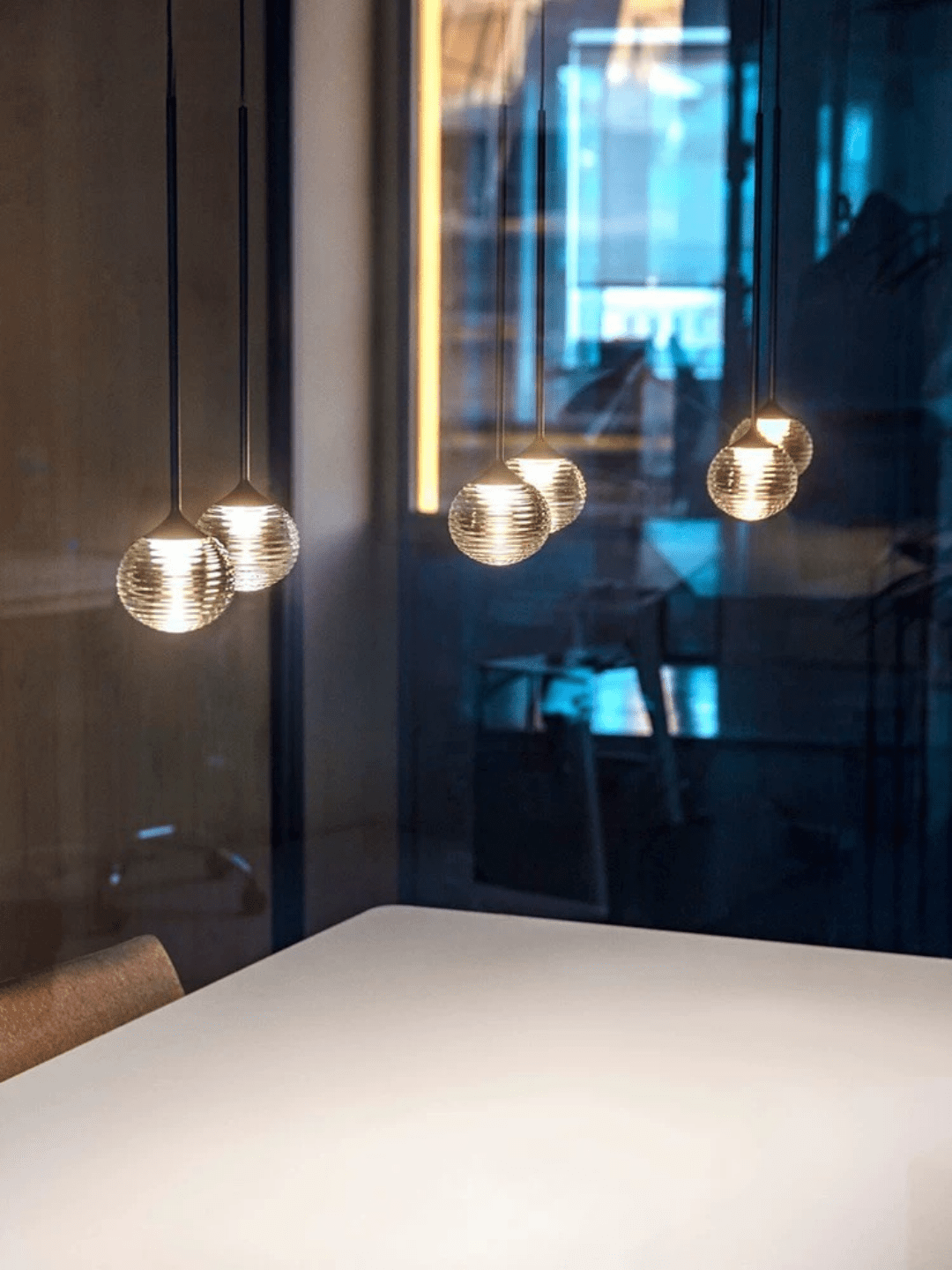 Nordic Minimalist Clear Ribbed Glass Globe Pendant Light - Zelno Lighting