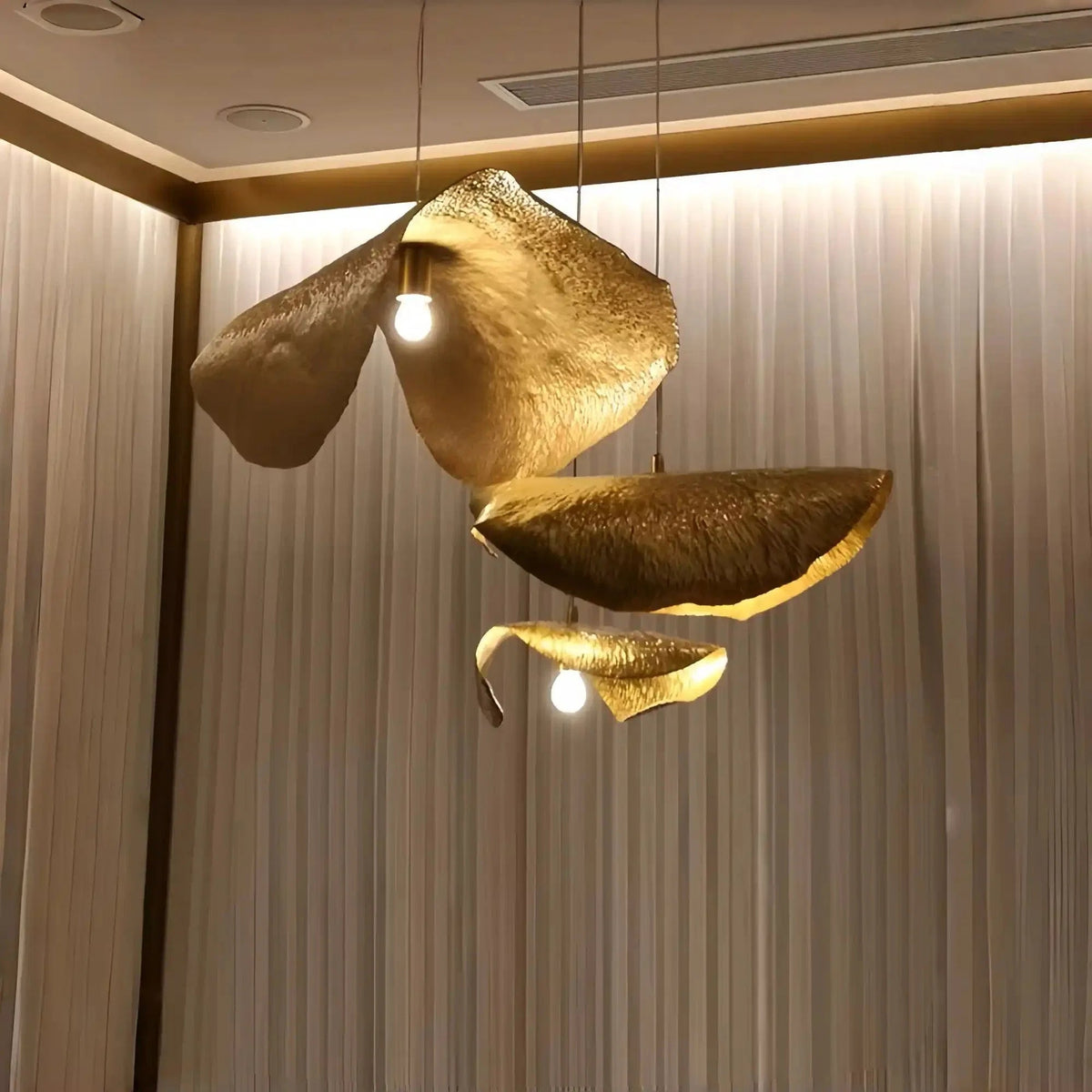 Postmodern Withered Leaf Parlor Pendant Lighting Fixture in Brass - Zelno Lighting