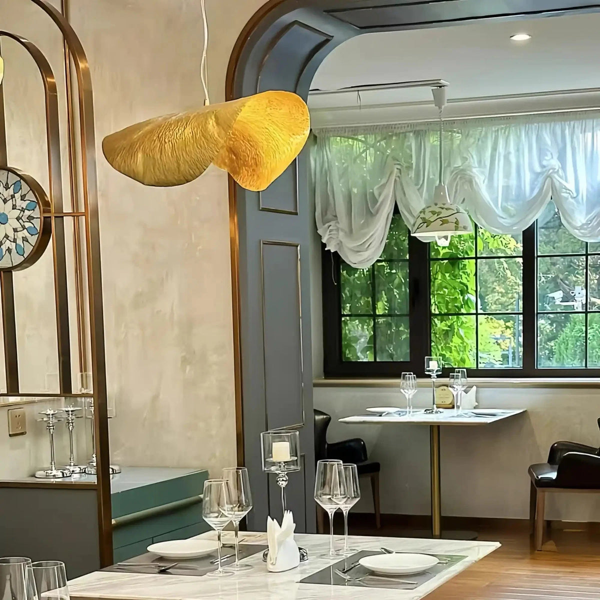 Postmodern Withered Leaf Parlor Pendant Lighting Fixture in Brass - Zelno Lighting