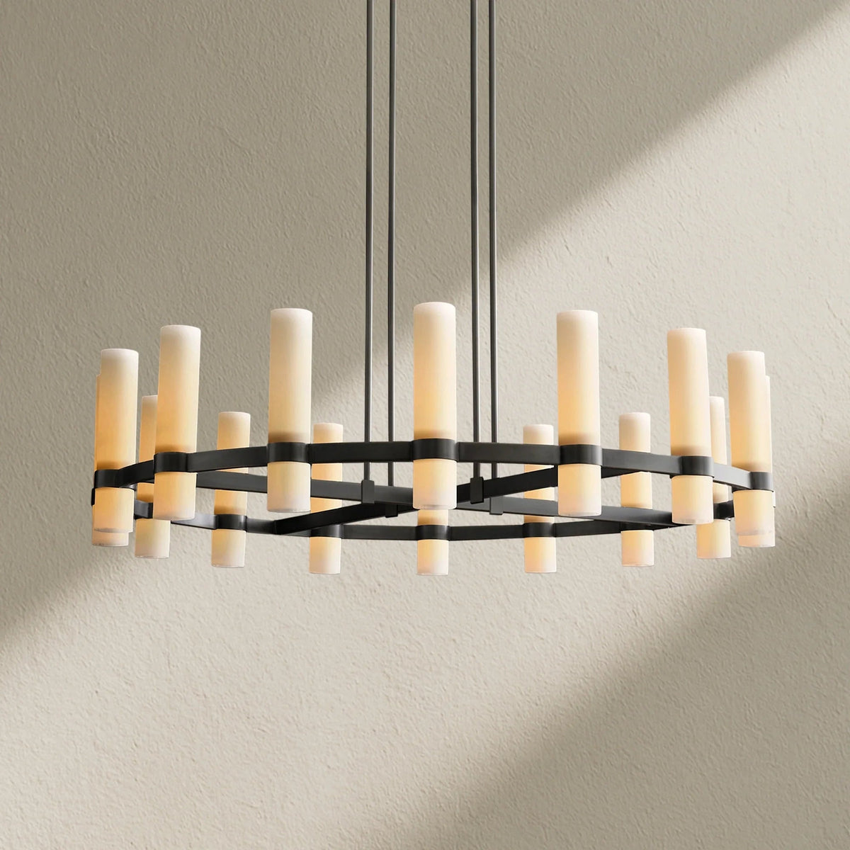 Ravfz Round Milk Glass Chandelier - Zelno
