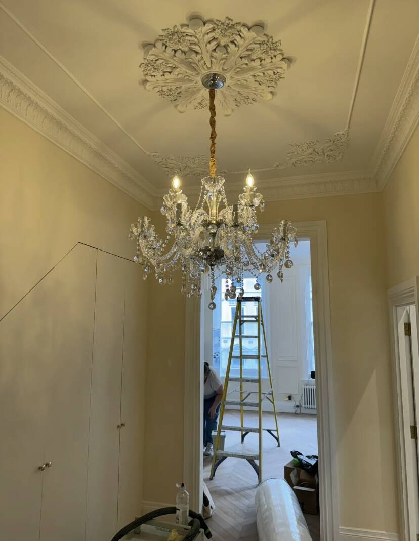 Rustic Antique European Candle Crystal Chandelier Popular Farmhouse Ceiling Light Fixture For Living Room - Zelno Lighting