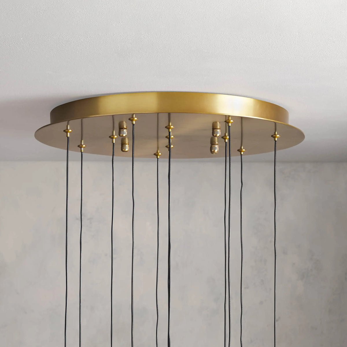 Soltaire Round Chandelier - Zelno