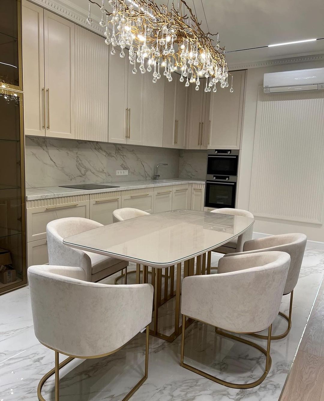 Stunning Tree Branch Crystal Chandelier with Clear Teardrop-shaped for Living/Dining Room - Zelno Lighting