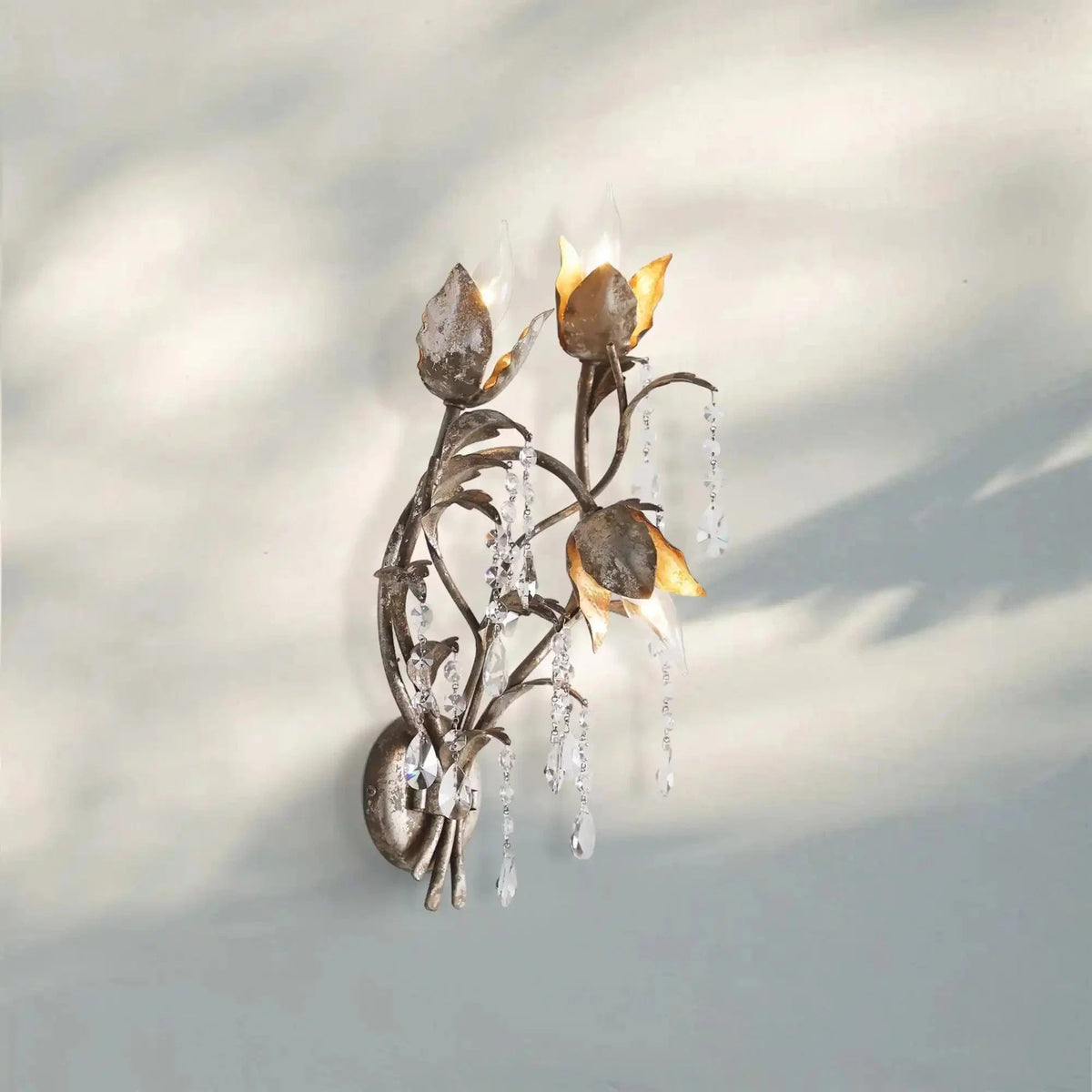 Viticcia 3-Light Wall Sconce - Zelno Lighting