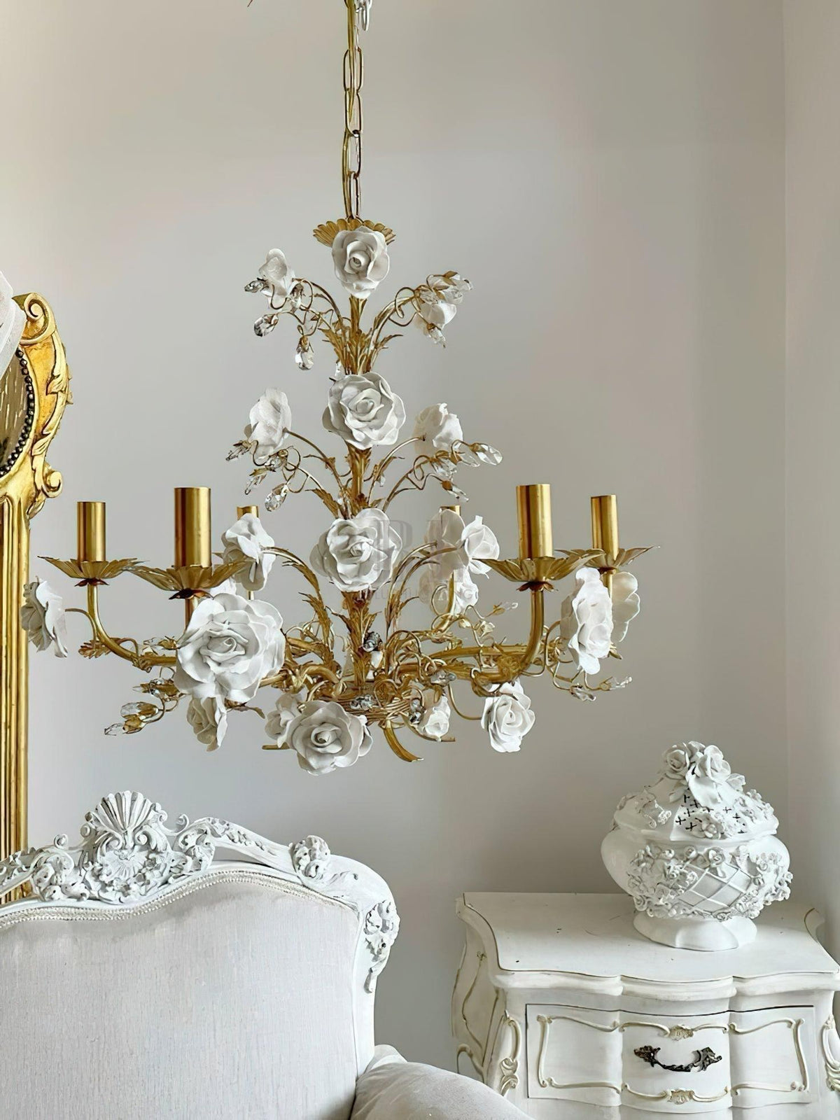 White Rose Crystal Chandelier - Zelno Lighting